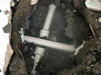 迁安阳台漏水维修公司为您分享楼上楼下漏水怎么处理